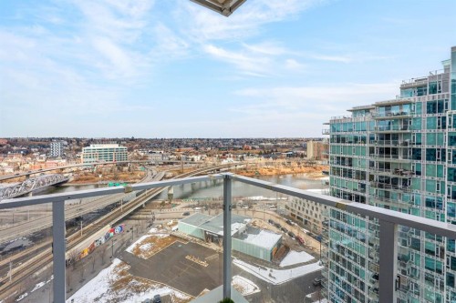 1703-510 6 Avenue Se, Calgary, AB - Outdoor With Balcony With View
