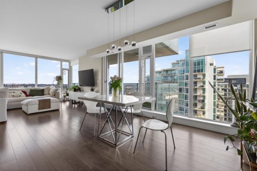 1703-510 6 Avenue Se, Calgary, AB - Indoor