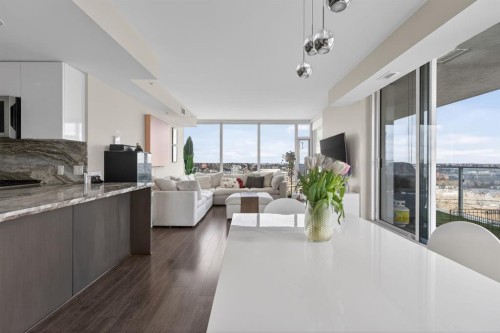1703-510 6 Avenue Se, Calgary, AB - Indoor