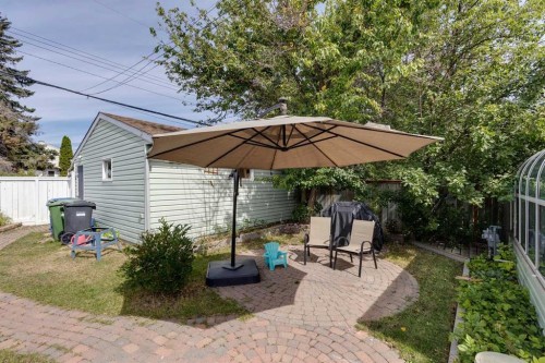 926 19 Avenue Nw, Calgary, AB - Outdoor