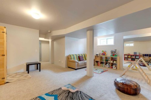 926 19 Avenue Nw, Calgary, AB - Indoor