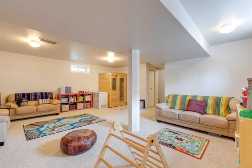 926 19 Avenue Nw, Calgary, AB - Indoor