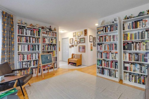 926 19 Avenue Nw, Calgary, AB - Indoor Photo Showing Office