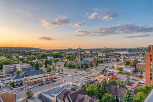 1101-1330 15 Avenue SW Calgary, AB T3C 3N7