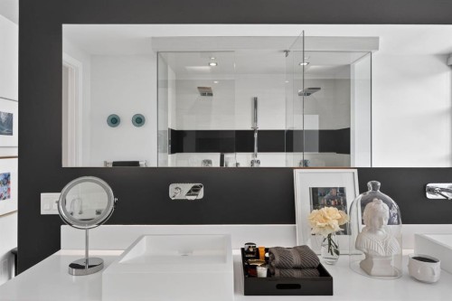 31 Windsor Crescent Sw, Calgary, AB - Indoor