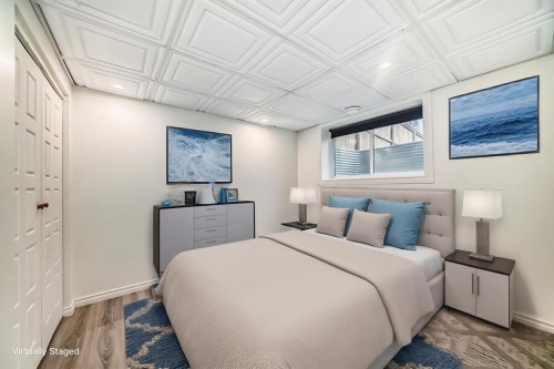 163 Evanscrest Way Nw, Calgary, AB - Indoor Photo Showing Bedroom