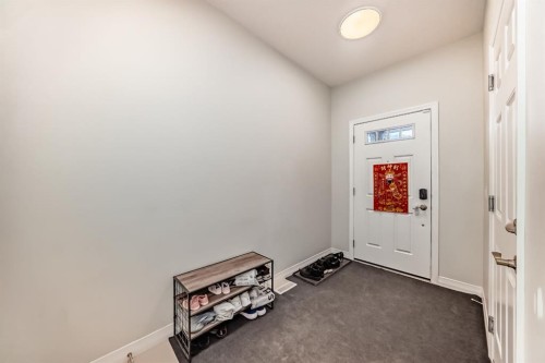 163 Evanscrest Way Nw, Calgary, AB - Indoor Photo Showing Other Room