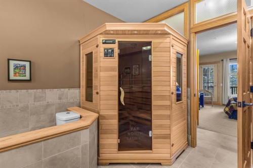 202-3 Aspen Glen, Canmore, AB - Indoor