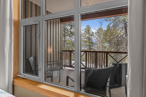 202-3 Aspen Glen, Canmore, AB -  With Exterior