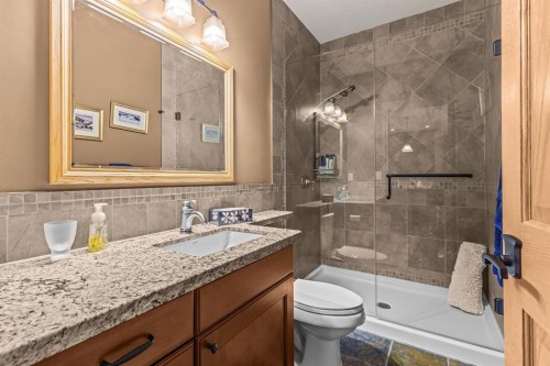 202-3 Aspen Glen, Canmore, AB - Indoor Photo Showing Bathroom