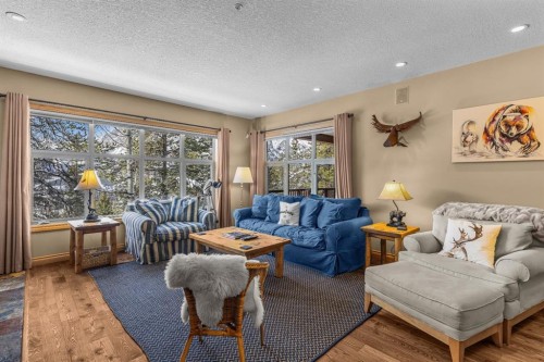 202-3 Aspen Glen, Canmore, AB - Indoor Photo Showing Living Room