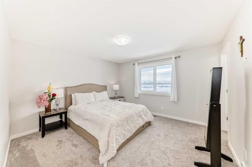 464 Lawthorn Way Se, Airdrie, AB 