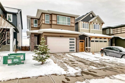 464 Lawthorn Way SE Airdrie, AB T4A 3M8