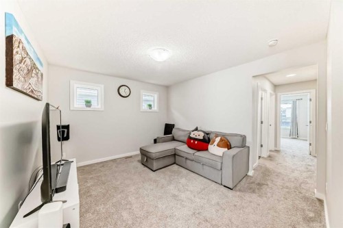 464 Lawthorn Way Se, Airdrie, AB 
