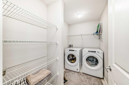 464 Lawthorn Way Se, Airdrie, AB 