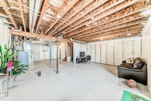 464 Lawthorn Way Se, Airdrie, AB 