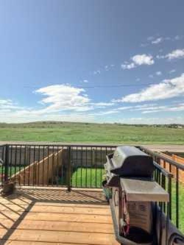 464 Lawthorn Way Se, Airdrie, AB 