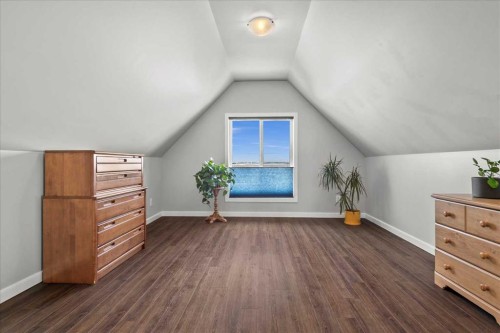 399 Copperpond Boulevard Se, Calgary, AB - Indoor Photo Showing Other Room