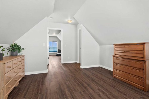 399 Copperpond Boulevard Se, Calgary, AB - Indoor Photo Showing Other Room