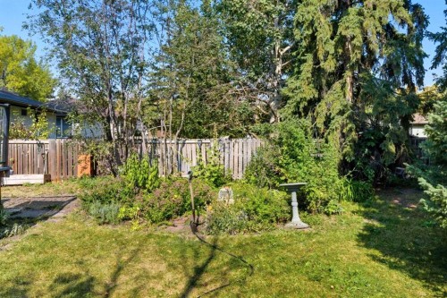 124 Lynnbrook Road Se, Calgary, AB - Outdoor