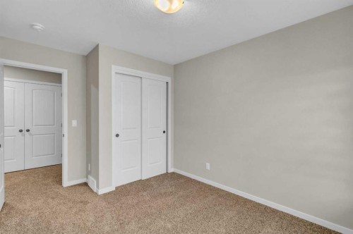 249 Aquila Drive Nw, Calgary, AB - Indoor Photo Showing Other Room
