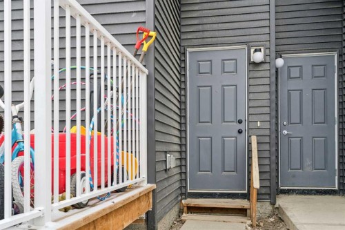249 Aquila Drive Nw, Calgary, AB - Outdoor