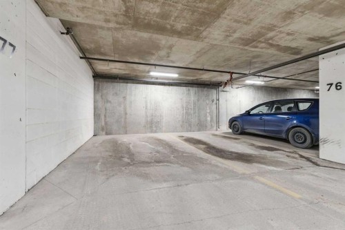 9205-101 Sunset Drive, Cochrane, AB - Indoor Photo Showing Garage