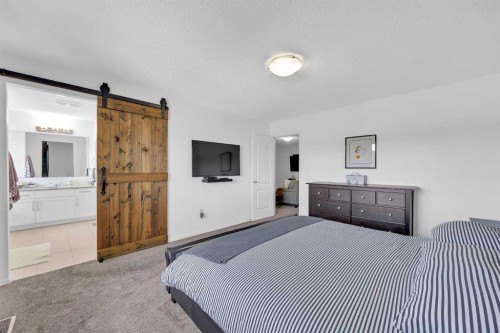 30 Cranarch View Se, Calgary, AB - Indoor Photo Showing Bedroom