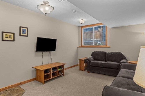 147 Hubman Landing, Canmore, AB - Indoor