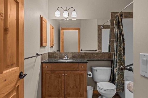 147 Hubman Landing, Canmore, AB - Indoor Photo Showing Bathroom