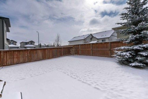 105 Wildrose Green, Strathmore, AB - Outdoor