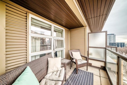 404-1000 Centre Avenue Ne, Calgary, AB - Outdoor With Exterior