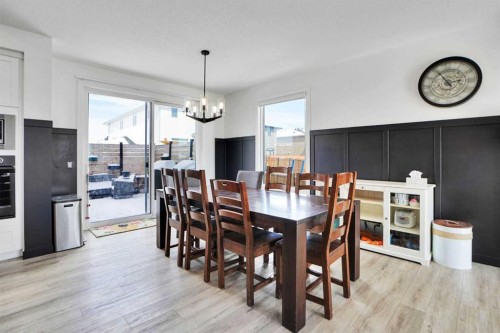 188 Brander Avenue, Langdon, AB - Indoor Photo Showing Dining Room