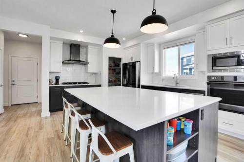 188 Brander Avenue, Langdon, AB - Indoor Photo Showing Kitchen With Upgraded Kitchen