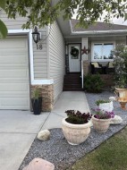 18 Wyndham Park View Carseland, AB T0J 0M0