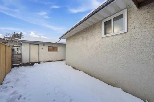 488 Templevale Drive Ne, Calgary, AB - Outdoor With Exterior