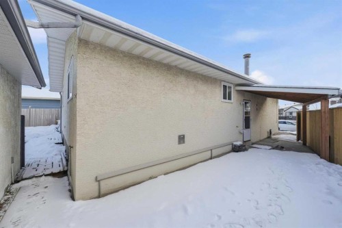 488 Templevale Drive Ne, Calgary, AB - Outdoor With Exterior