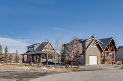 240 Cottageclub Crescent Rural Rocky View County, AB T4C 1B1