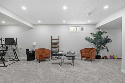 23 Millbank Drive Sw, Calgary, AB - Indoor