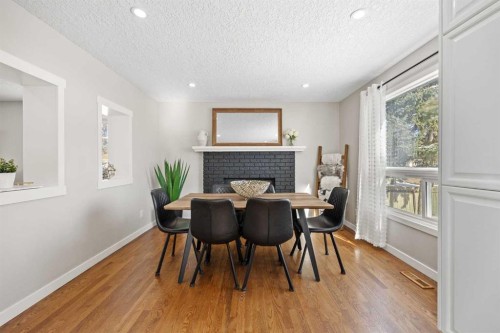 23 Millbank Drive Sw, Calgary, AB - Indoor Photo Showing Dining Room