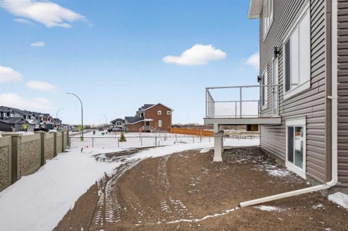 67 Lakes Estates Circle, Strathmore, AB - Outdoor