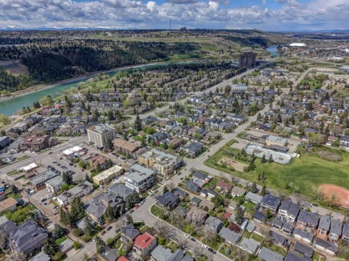 3422 5 Avenue Nw, Calgary, AB - Outdoor With View