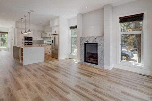 3422 5 Avenue Nw, Calgary, AB - Indoor With Fireplace