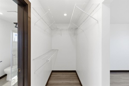 1315 Lake Michigan Crescent Se, Calgary, AB - Indoor