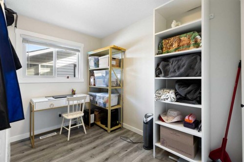 48 Cedargrove Road Sw, Calgary, AB - Indoor