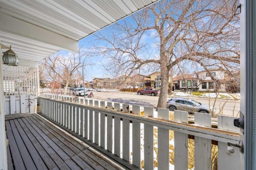 1017 Mckinnon Drive Ne, Calgary, AB - Outdoor