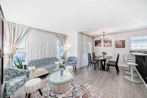 435 Coventry Road Ne, Calgary, AB - Indoor