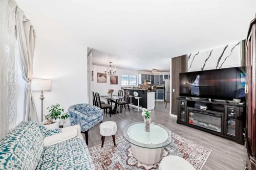 435 Coventry Road Ne, Calgary, AB - Indoor Photo Showing Living Room