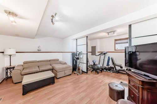435 Coventry Road Ne, Calgary, AB - Indoor Photo Showing Gym Room