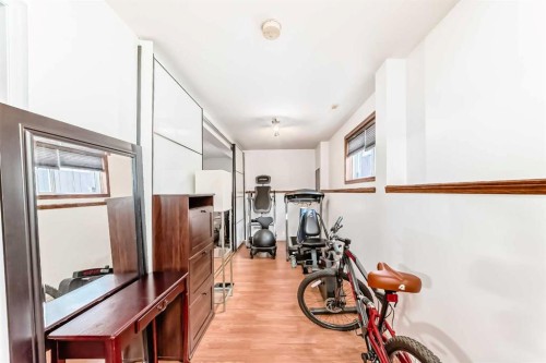 435 Coventry Road Ne, Calgary, AB - Indoor Photo Showing Other Room